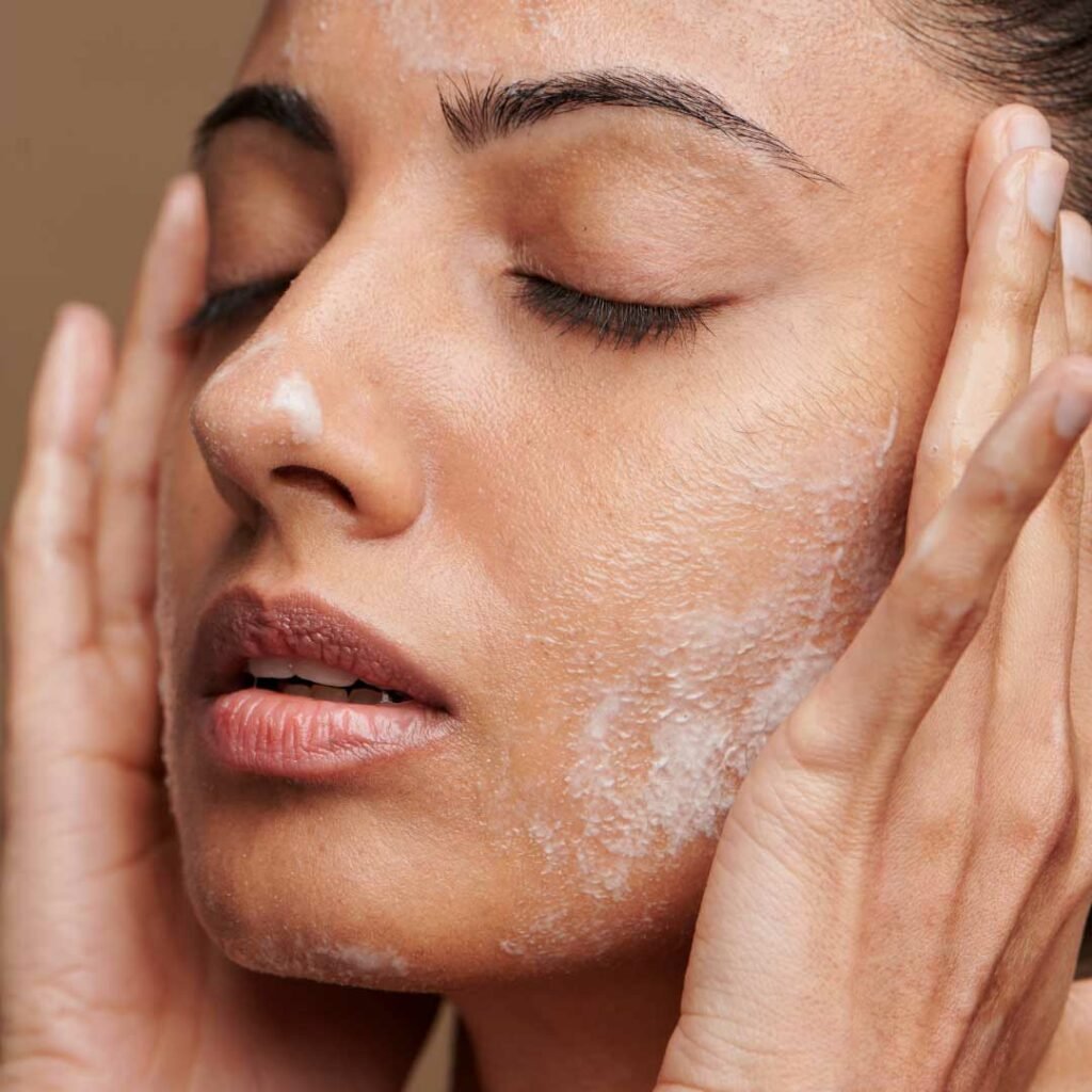 4 Best Affordable Peptide Creams for Fine Lines (2026 Guide) article image