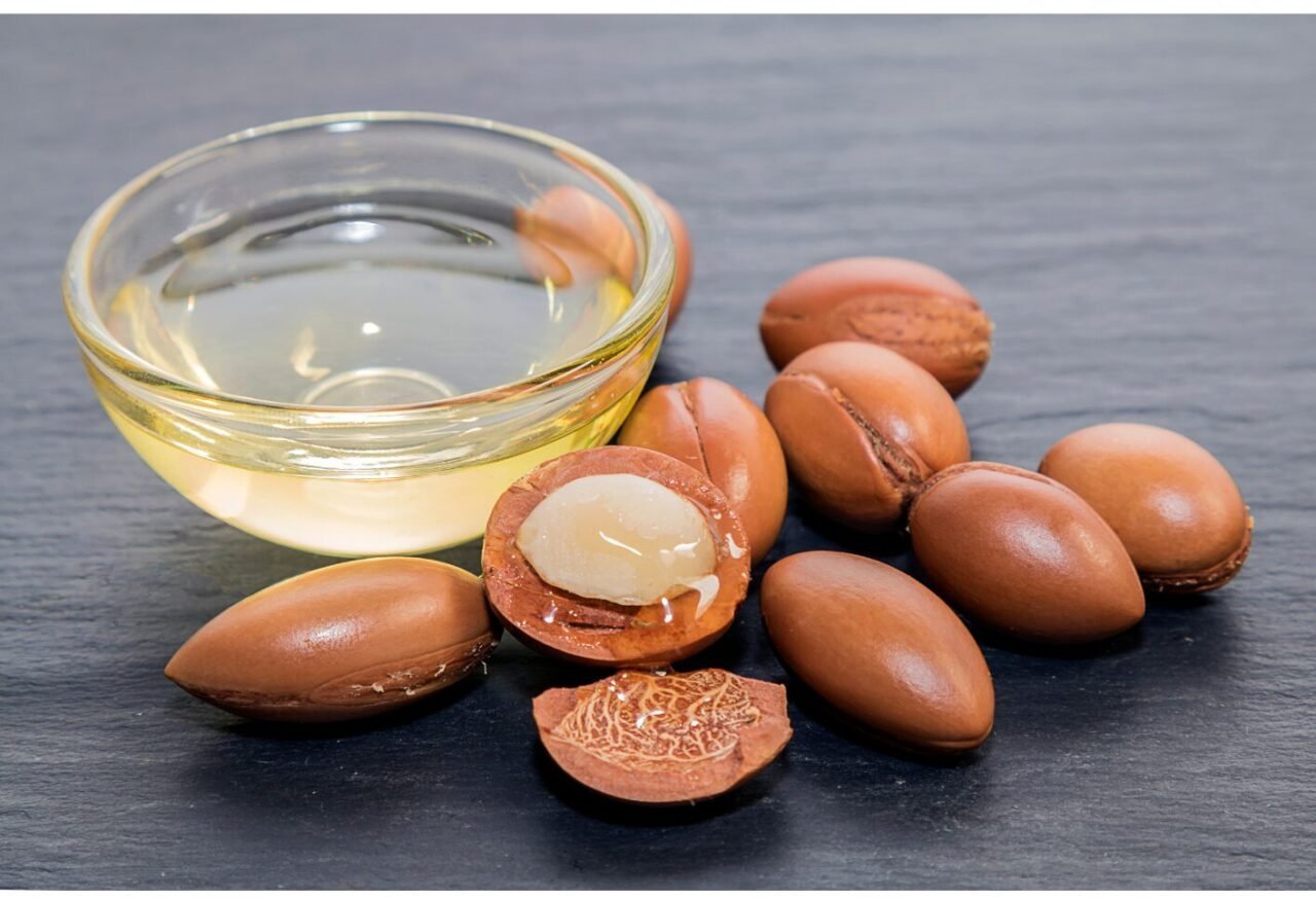 6 Best Argan Oils for Frizzy Hair, Face, and Body article image