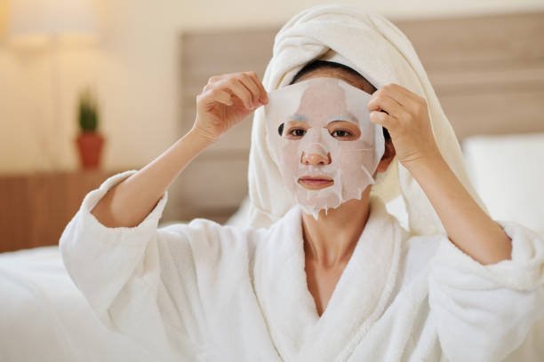 5 Best Hydrating Face Masks for Dehydrated Skin article image