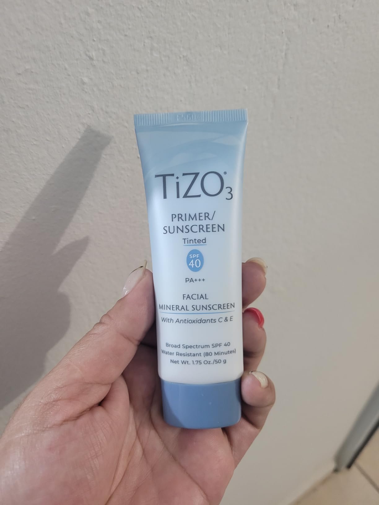 TIZO3 Tinted Facial Mineral Sunscreen and Primer SPF 40 tube