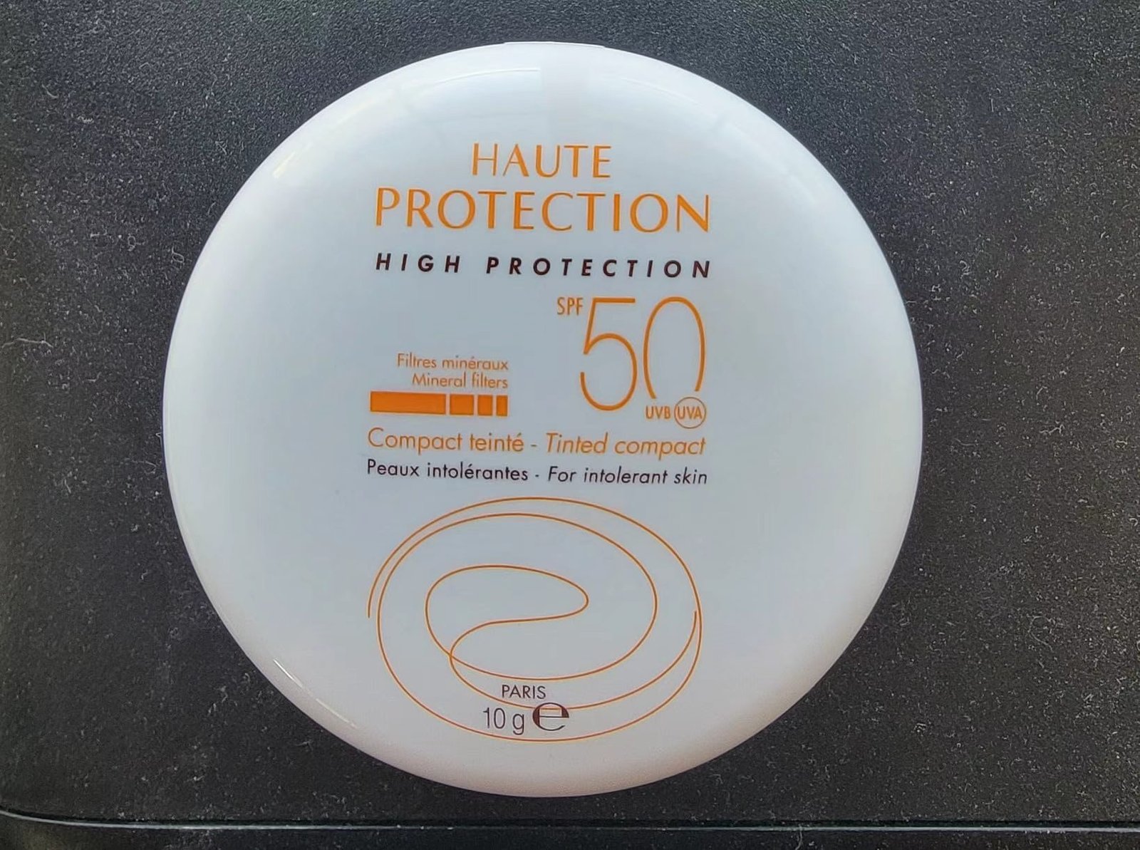 Closed Avène Mineral Tinted Compact SPF 50