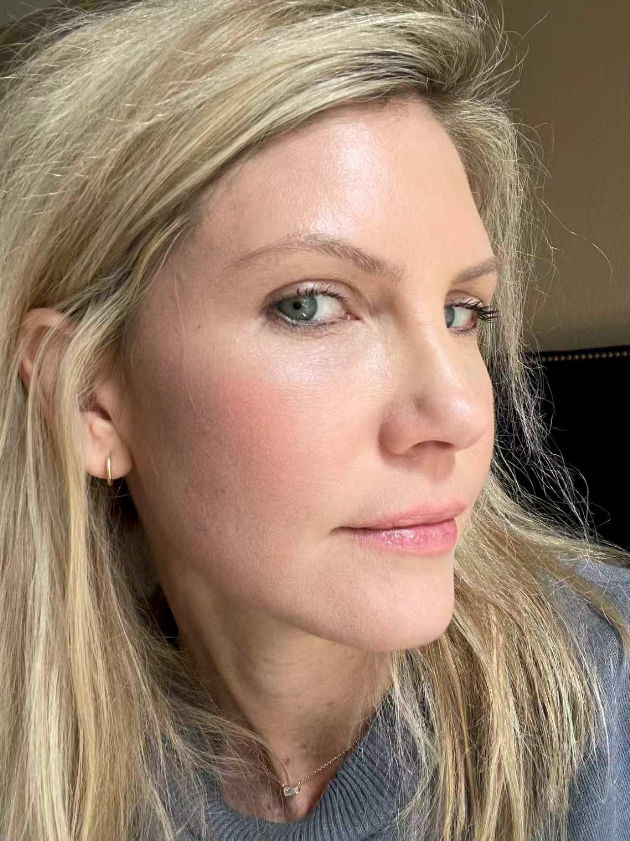 Supplied face image showing a matte makeup finish with Supergoop mineral powder