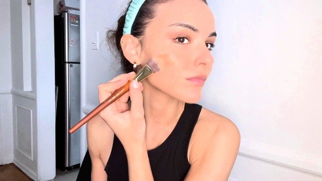 Foundations for Oily Skin with SPF