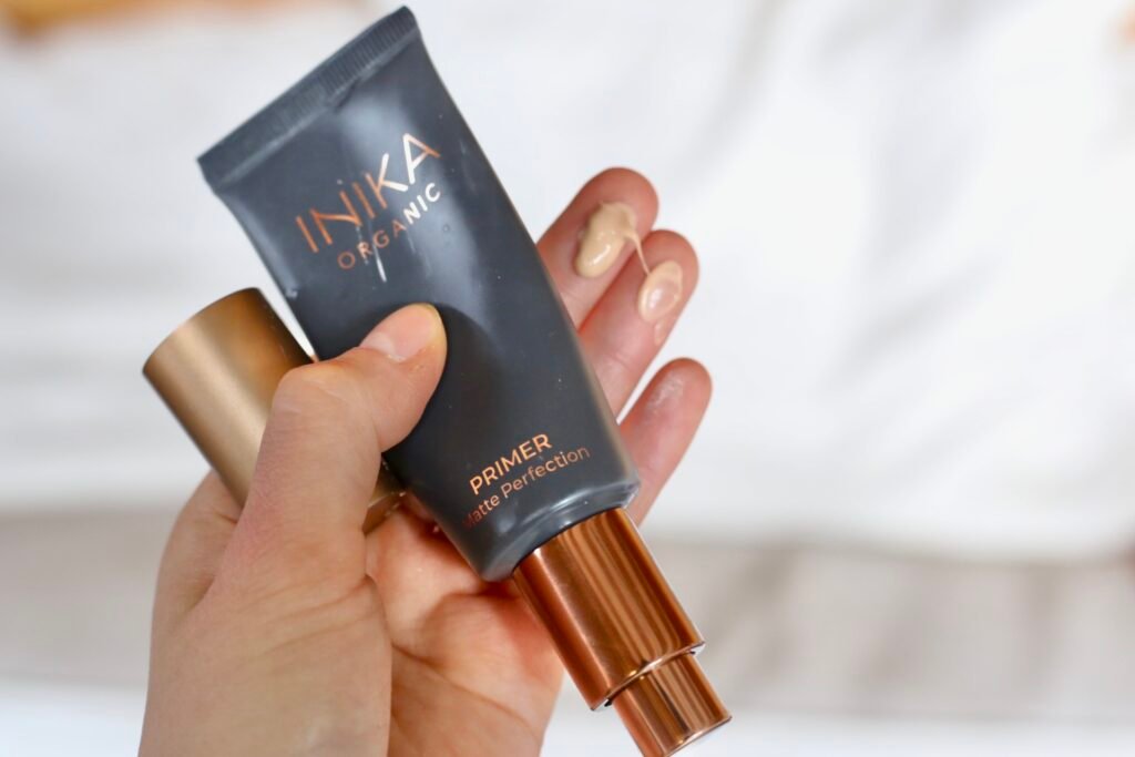 Best Vegan Face Primer for Oily Skin 2025