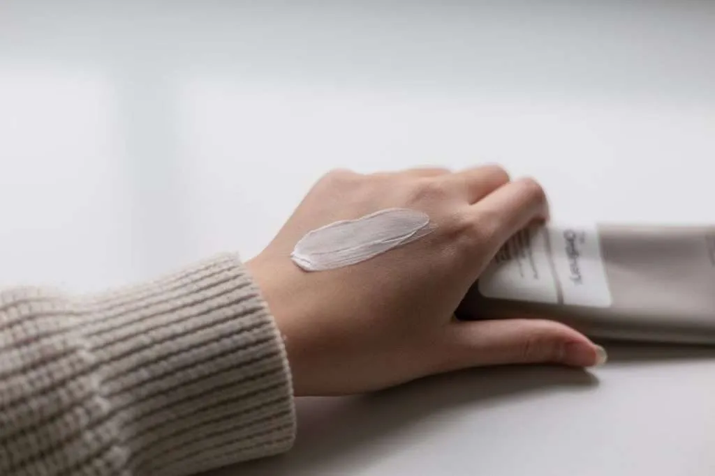 Affordable Organic Skincare for Beginners in 2025 | Budget-Friendly & Clean Picks 7 the ordinary moisturizer review3 1024x683 1