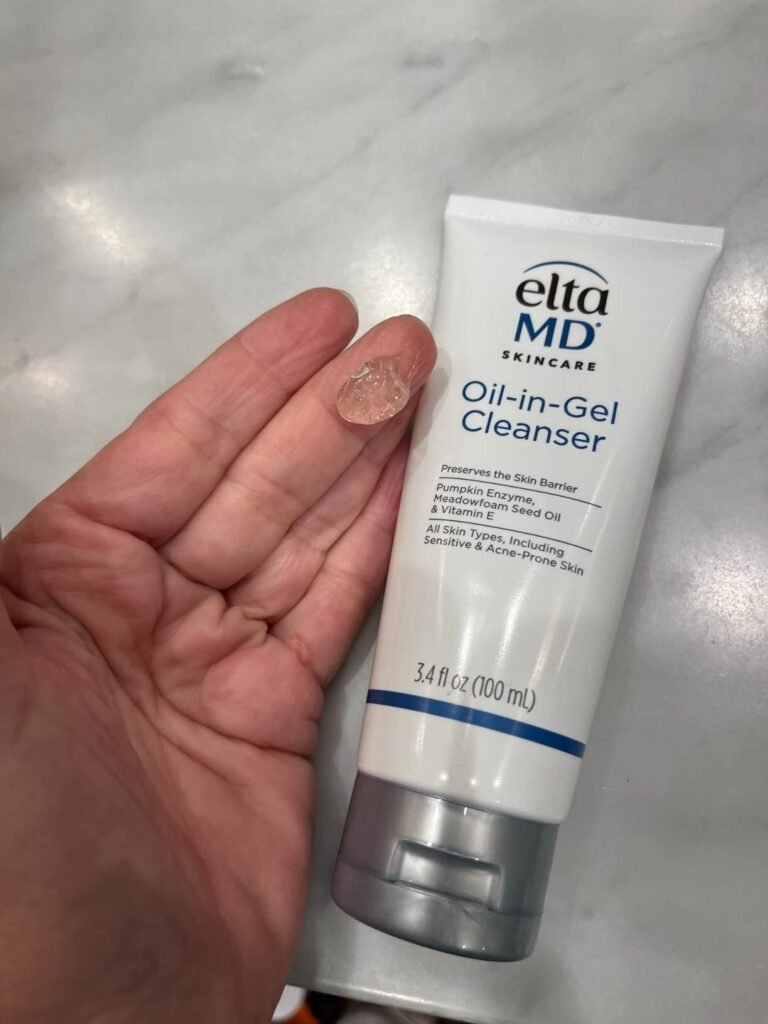 Best Cleansers for Removing Waterproof Sunscreen 2025