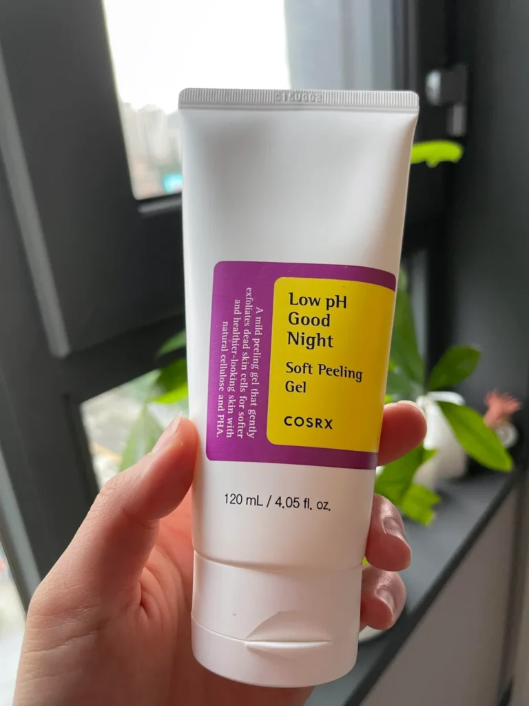 Best PHA Exfoliants for Very Sensitive and Mature Skin 2025