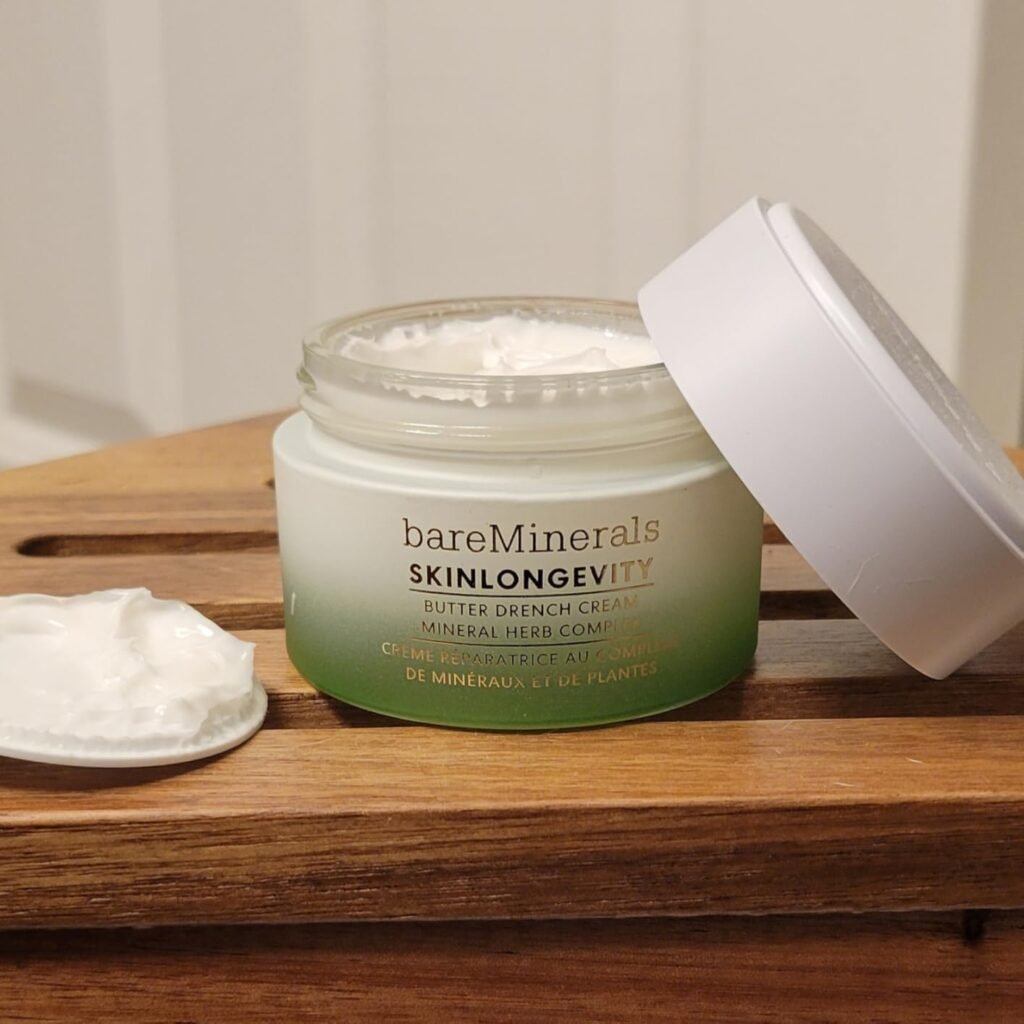 Best Luxury Winter Moisturizers 2025 | Deep-Hydrating Creams for Cold-Weather Skin 7 best luxury moisturizers winter escape 2025