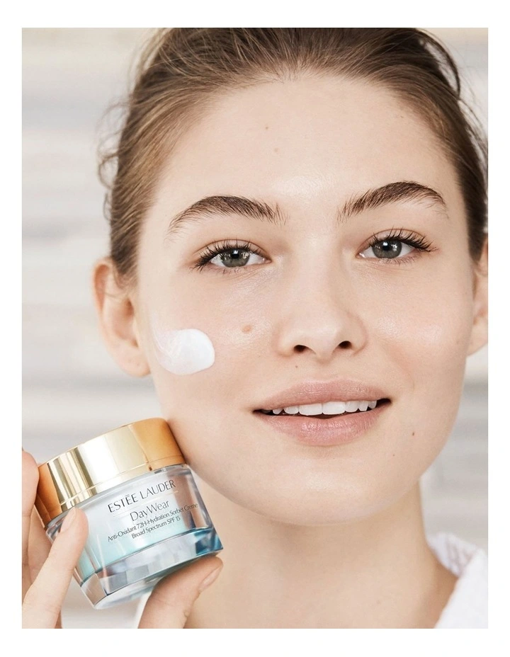 Best Luxury Winter Moisturizers 2025 | Deep-Hydrating Creams for Cold-Weather Skin 2 best luxury moisturizers winter escape 2025