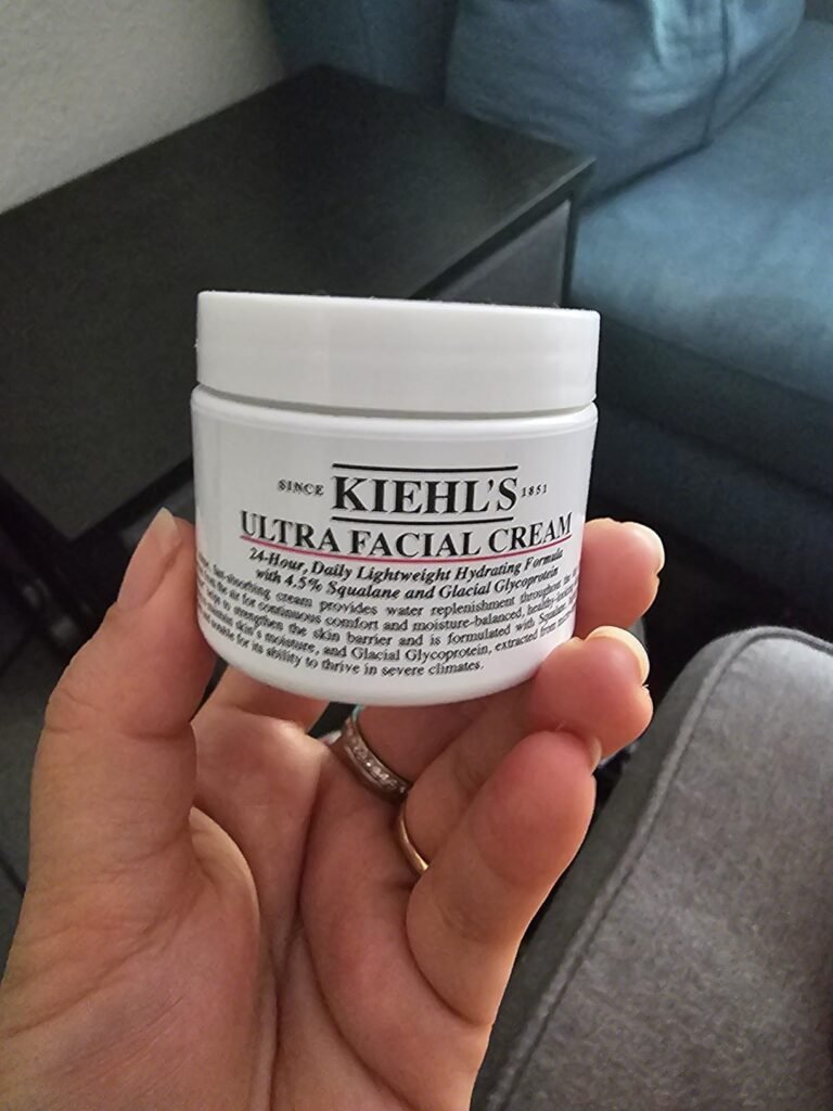 Best Luxury Winter Moisturizers 2025 | Deep-Hydrating Creams for Cold-Weather Skin 11 best luxury moisturizers winter escape 2025